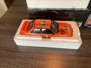 Bmw e30 dtm jagermeister!! Minichamps!! 1:18 beschikbaar voor biedingen