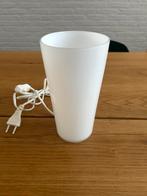 Witte glazen tafellamp (Ikea 90 jaren), Ophalen of Verzenden, Zo goed als nieuw, Glas, Minder dan 100 cm