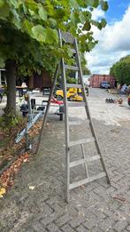 Houten trap / ladder voor onder fruitboom decoratie, Doe-het-zelf en Verbouw, Ladders en Trappen, Gebruikt, Trap, Ophalen of Verzenden