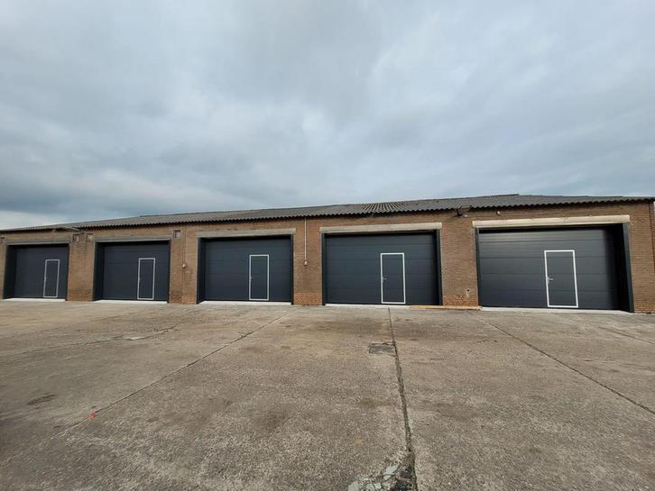 Nieuwe Garagedeur, Roldeur, industriedeur, Overheaddeur ISO4, Doe-het-zelf en Verbouw, Deuren en Horren, Garagedeur, 215 cm of meer