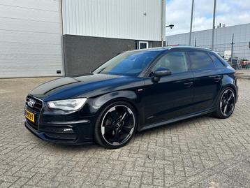 Audi A3 Sportback 2.0 TDI S-Line Pano Park Assist Camera 201 beschikbaar voor biedingen