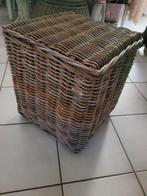 Rotan hocker/ poef  40 x40 cm, Ophalen, Zo goed als nieuw, Vierkant, Minder dan 50 cm