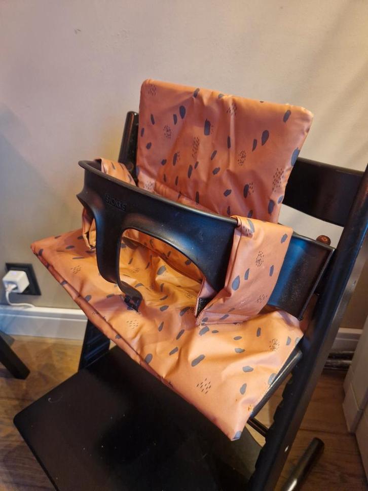 Stokke Tripp Trapp Babyset + Kussen, Kinderen en Baby's, Kinderstoelen, Gebruikt, Meegroeistoel, Gordel(s), Stoelverkleiner, Ophalen of Verzenden