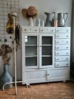 Oude van origine apothekerskast, Antiek en Kunst, Ophalen