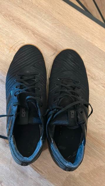 Heren zaalschoenen maat 45 1/3 Adidas Non marking beschikbaar voor biedingen