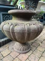 Gietijzeren tuinvaas - pot, Ophalen, Gebruikt