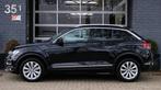 Volkswagen T-ROC 1.5 TSI Sport ACC|CARPLAY|DIGITALE TELLER, 4 cilinders, 150 pk, Zwart, Leder