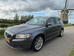 Volvo V50 2.0 Edition II 74-GHP-2, Auto's, Volvo, Voorwielaandrijving, Overige brandstoffen, Zilver of Grijs, Te koop