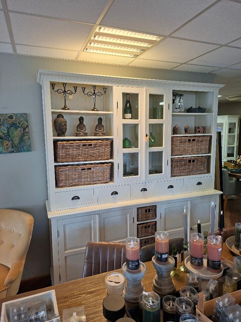 ***SALE*** Landelijke buffetkast manden 210 cm, Huis en Inrichting, Kasten | Buffetkasten, Gebruikt, Met deur(en), 200 cm of meer