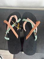 Teva slippers ( schoenen), Kleding | Dames, Ophalen of Verzenden, Zo goed als nieuw