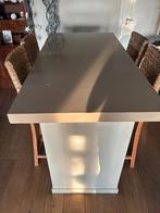 Hoge houten statafel met houten/rieten barkrukken, Ophalen, Gebruikt