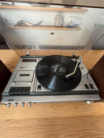PHILIPS PLATENSPELER- RADIO-CASSETTE 943 + ORIGINELE BOXEN beschikbaar voor biedingen