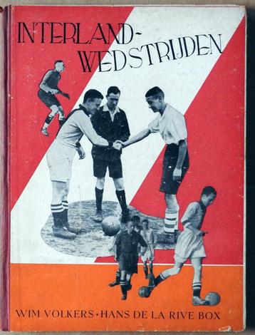 Interland Wedstrijden. De geschiedenis van Ajax.  beschikbaar voor biedingen