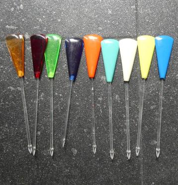 Vintage cocktailprikkers plastic prikkertjes beschikbaar voor biedingen