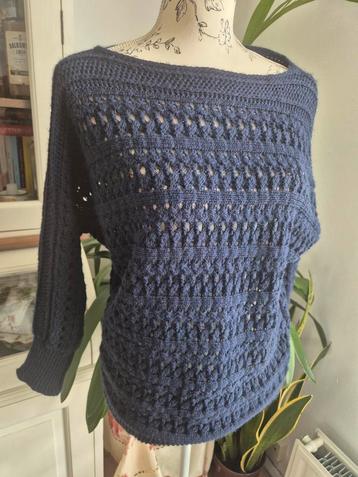 Blauwe trui met open breisel - Maat M beschikbaar voor biedingen