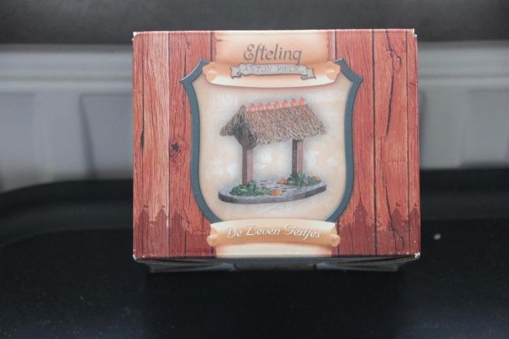 luville efteling huisje  de zeven geitjes poort, Verzamelen, Efteling, Nieuw, Beeldje of Poppetje, Ophalen of Verzenden