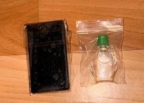 Toetssteen toets water voor goud en zilver., Ophalen of Verzenden, Goud