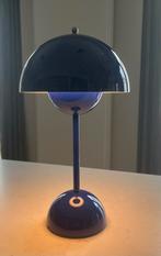 Verner Panton Flowerpot VP9 blauw - Nieuw & Draadloos, Ophalen of Verzenden, Nieuw, Metaal, Minder dan 100 cm