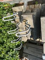 Fietsbeugels met betonvoet en varkensrug beton, Ophalen, Gebruikt