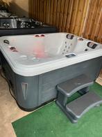 Mooie passion renew spa 3pers. Leveren is mogelijk, Tuin en Terras, Bubbelbaden en Hottubs, Ophalen of Verzenden, Zo goed als nieuw