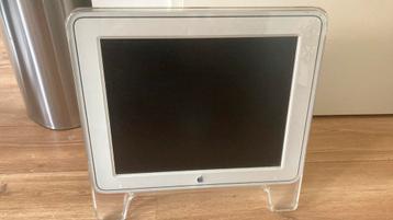 Apple Studio Display 17-inch LCD beschikbaar voor biedingen