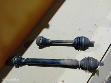 Aandrijfas Seat Leon 1K0407272HN beschikbaar voor biedingen