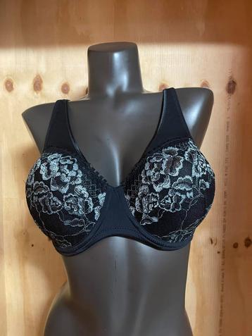 Prima donna twist bh 75g model rosa sauvage beschikbaar voor biedingen