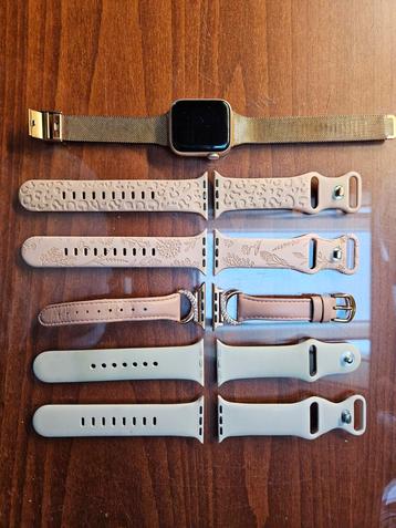 Apple Watch SE 40mm Roségoud + Bandjes beschikbaar voor biedingen