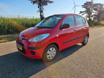 Hyundai i10 1.1 I 5DR 2008 Rood beschikbaar voor biedingen