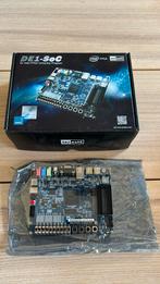 DE1-SoC Intel FPGA board, Ophalen of Verzenden, Zo goed als nieuw