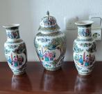 Oud oosters 3dlg.kaststel handgeschilderd,gesigneerd izgst, Ophalen of Verzenden