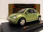 Volkswagen Beetle licht groen 1999 Bburago metal 1:24 KRD, Ophalen of Verzenden, Zo goed als nieuw, Auto, Bburago