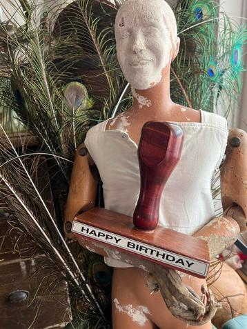 GROTE HOUTEN STEMPEL “ HAPPY BIRTHDAY beschikbaar voor biedingen