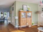 Teakhouten vitrinekast, Huis en Inrichting, Kasten | Vitrinekasten, Ophalen, Gebruikt, 100 tot 150 cm, Teakhout