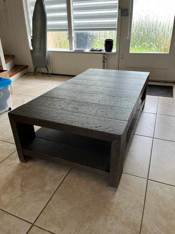 Salontafel beschikbaar voor biedingen