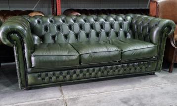 Engelse Chesterfield bank groen leer + BEZORGING GRATIS  beschikbaar voor biedingen