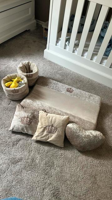 Velvet / velours Aankleding babykamer beschikbaar voor biedingen