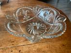 Antieke Glazen Schaal met Fleur de Lis Motief, Ophalen of Verzenden