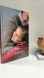 Uitslag, Ds. A.C.; Elke dag Vaderdag, Ophalen of Verzenden, Gelezen, Christendom | Protestants