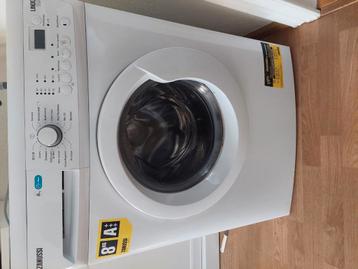 Zeer goed werkende Zanussi wasmachine beschikbaar voor biedingen