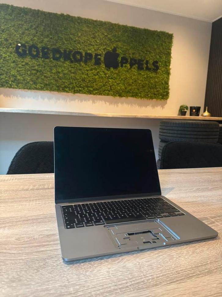 MacBook Air 13” m2 | defect, Computers en Software, Apple Macbooks, Zo goed als nieuw, MacBook Air, 13 inch, Ophalen