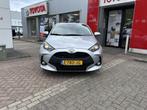 Toyota Yaris 1.5 Hybrid 115 Active, Auto's, Gebruikt, Bedrijf, Hybride Elektrisch/Benzine, 3 cilinders