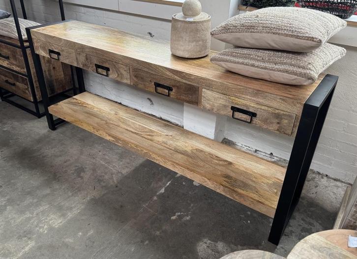 Magazijn Leegverkoop Nieuwe sidetable Britt mangohout metaal, Huis en Inrichting, Woonaccessoires | Overige, Nieuw, Ophalen of Verzenden