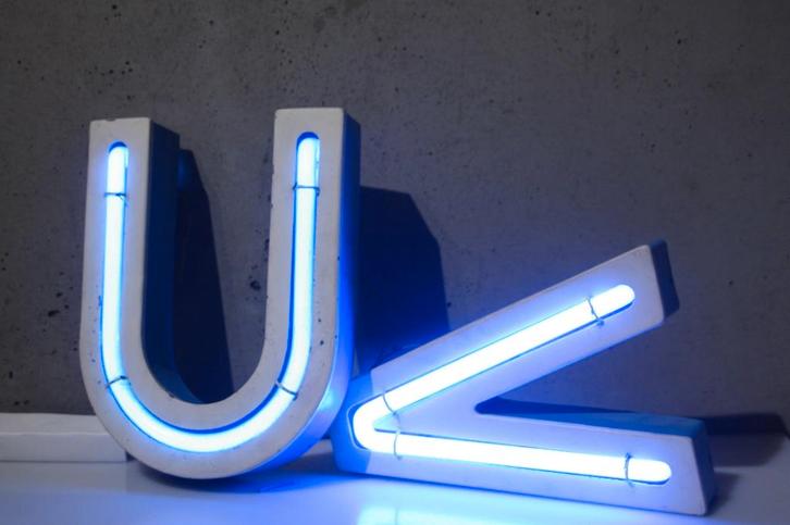 Vintage set ECHTE NEON doosletters van staal - Werkend, 90's, Huis en Inrichting, Lampen | Wandlampen, Gebruikt, Kunststof, Ophalen of Verzenden