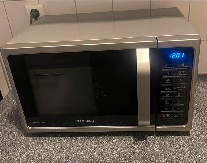 Samsung Combimagnetron, Witgoed en Apparatuur, Magnetrons, Zo goed als nieuw, Vrijstaand, Combimagnetron, 45 tot 60 cm, Grill