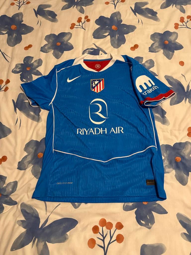 Atletico madrid derde tenue Julian Alvarez, Maat M, Ophalen, Zo goed als nieuw, Shirt