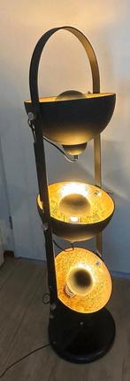 Qazqa Vloerlamp  Stijlvolle lamp., Huis en Inrichting, Lampen | Vloerlampen, Ophalen, Gebruikt, Metaal, Modern