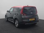 Kia e-Soul ExecutiveLine 64 kWh | Stoel Stuur Verwarming | S, Auto's, Kia, 12 maanden, Gebruikt, 1657 kg, Zwart