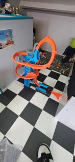 Hot Wheels Racebaan met Looping, Kinderen en Baby's, Speelgoed | Racebanen, Racebaan, Ophalen of Verzenden, Zo goed als nieuw