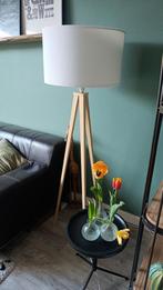 Zuiver Tripod WOOD Vloerlamp, Huis en Inrichting, Lampen | Vloerlampen, 150 tot 200 cm, Zo goed als nieuw, Hout, Ophalen